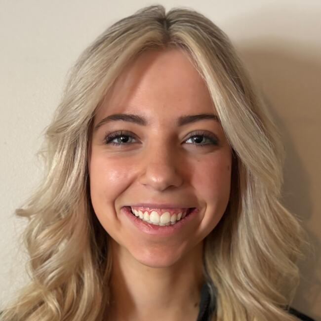 Babysitter in Phoenix: Madison