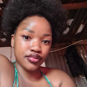 Babysitter in Krugersdorp: Precious 