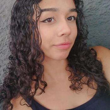 Babysitter Guarulhos: Danielly