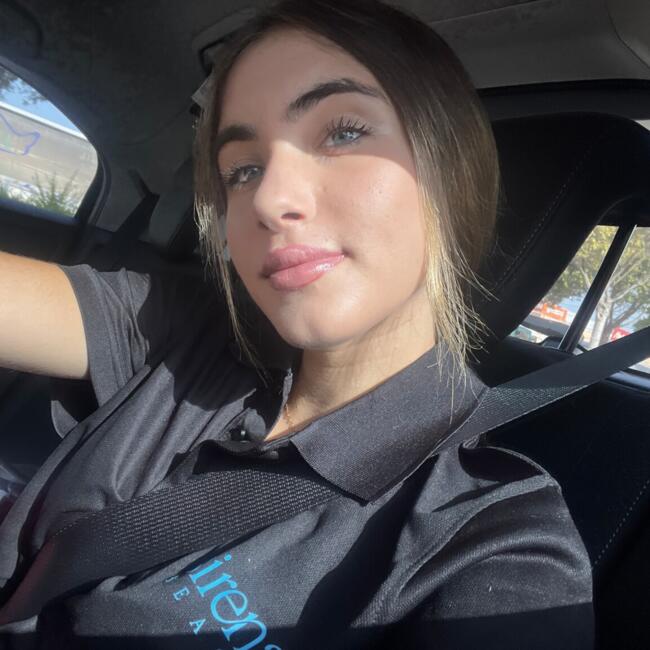Babysitter in Vélez-Málaga: Angela