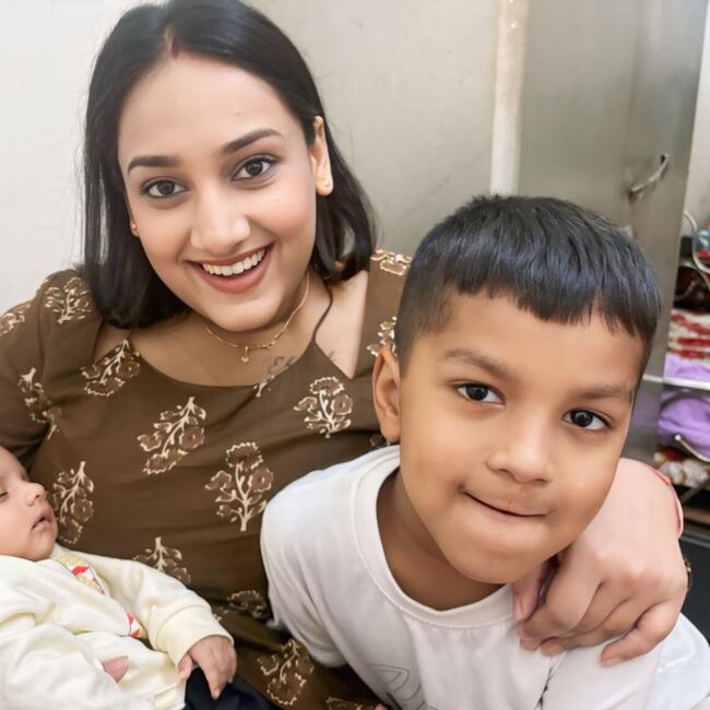 Babysitting job in Ghaziabad: Akshita