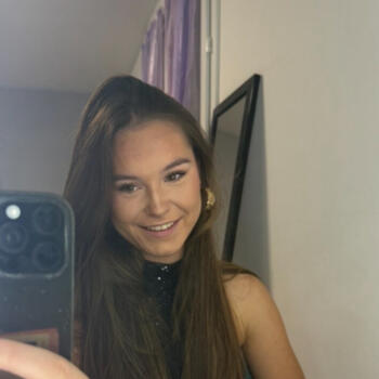 Babysitter in Baho: Malorie