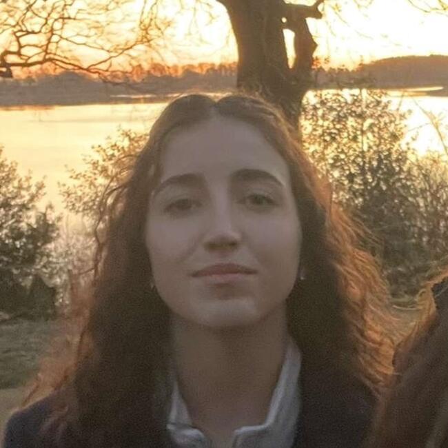 Babysitter in Blarney: Aoife