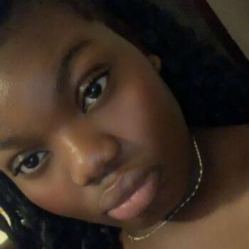 Babysitter in Calgary: Hadassah