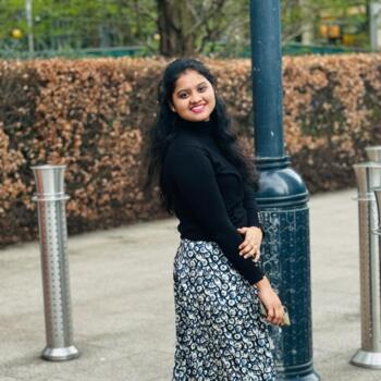 Babysitter in London: Sindhuja