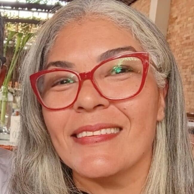 Babysitter in Nova Odessa: Emmanuelle