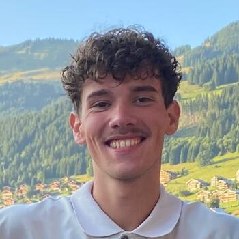 Babysitter in Lille: Eliott