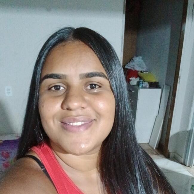 Babá em Belford Roxo: Thaynara