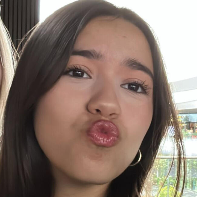 Babysitter in Plaisir: Camila