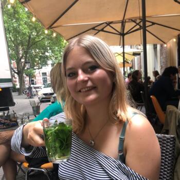 Oppas in Amsterdam: Lara