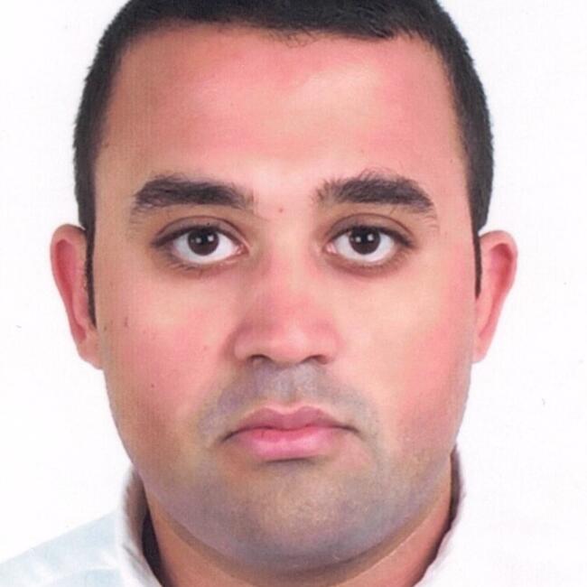 وظيفة جليسة أطفال في الدوحة: Kassem