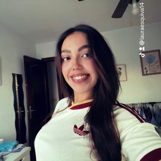 Canguro en San Isidro (Comunidad Valenciana): Laura