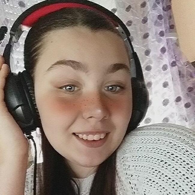 Babysitter in Escaudain: Ines