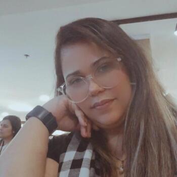 Babá Brasília: Amanda