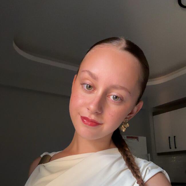 Babysitter in Reims: Elza