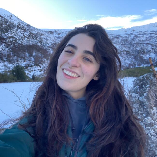 Babysitter in Noreña: Claudia