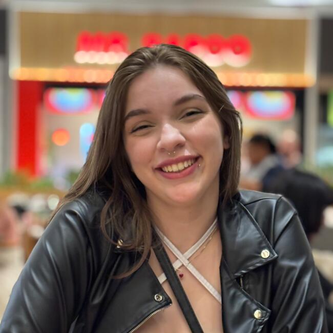 Babysitter in Canoas: Patrícia Luísa