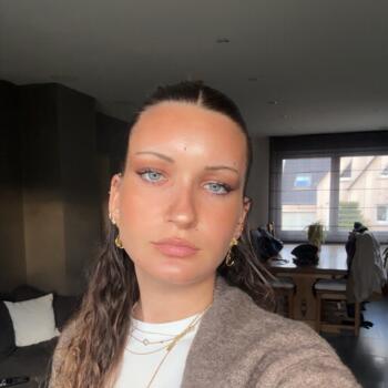 Babysitter in Strasbourg: Jade