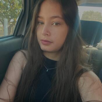 Babysitter Campo Grande: Larissa