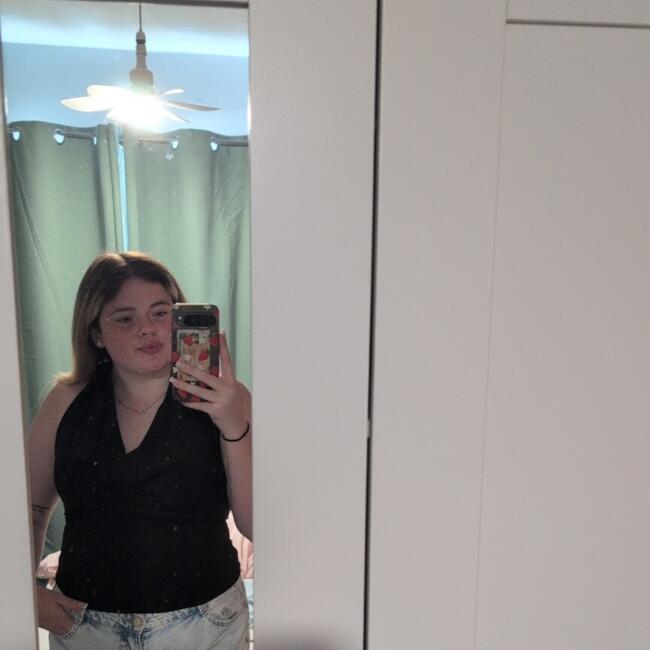 Babysitter in Doncaster: Jessica
