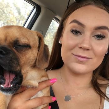 Babysitter Albury: Paige