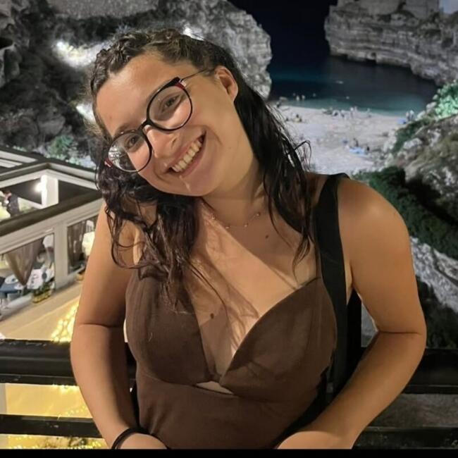 Babysitter in Naples: Francesca