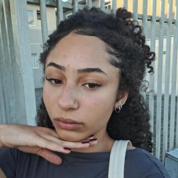 Babysitter Colombo: Samira