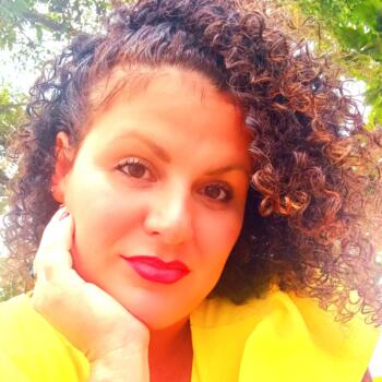 Babysitter Ubatuba: Nani Cristina