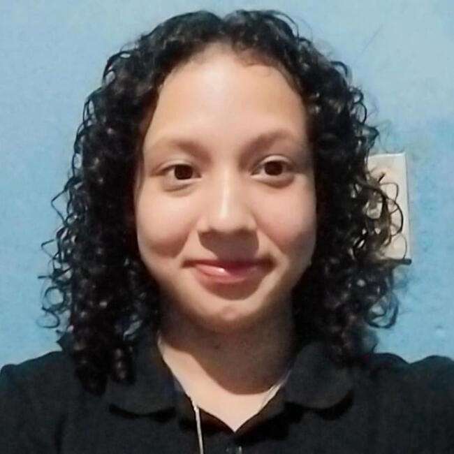 Babysitter in Bágala: Solangie Arauz