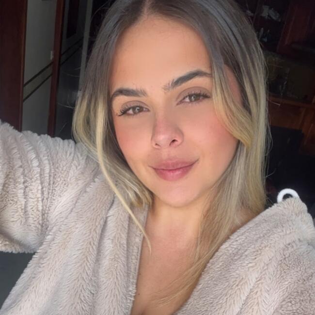 Babysitter in Habay-la-Vieille: Valentina