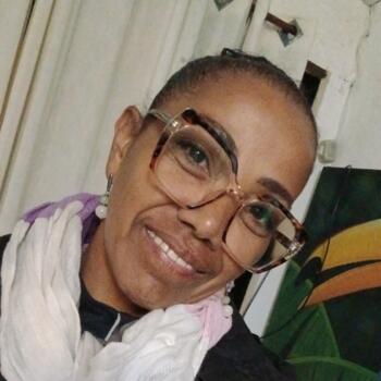 Babysitter in Niterói: Sandrannina