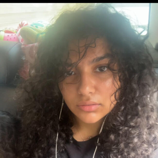Babysitter in Nanterre: Myriam