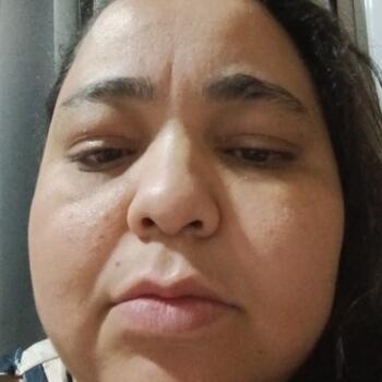 Babysitter in Marília: Raquel