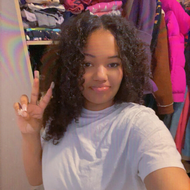 Babysitter in Chierry: Coralie