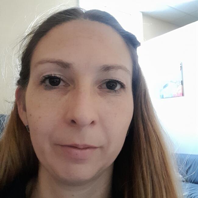 Babysitting job in Péteri: Ariadna