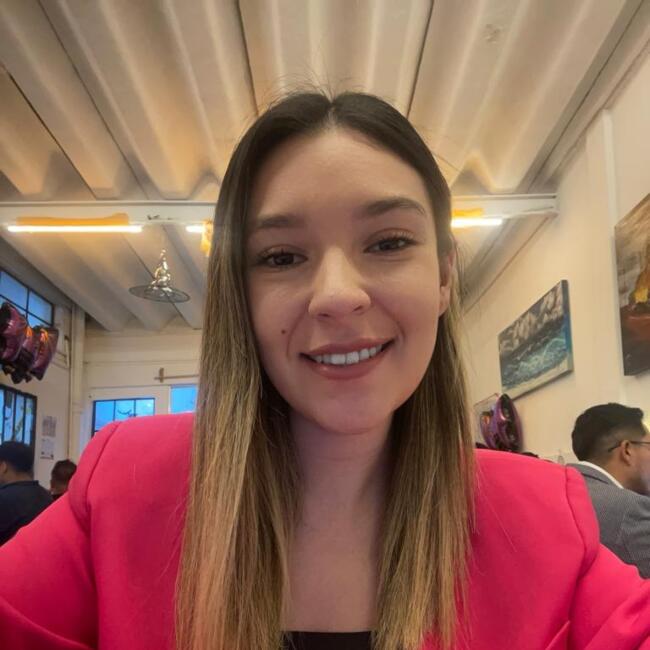 Canguro en Barcelona: Valeria González