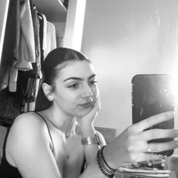 Babysitter Taradeau: Odélia