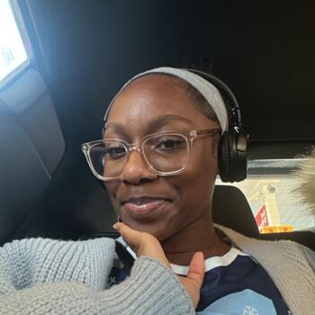 Babysitter in London: Chidima