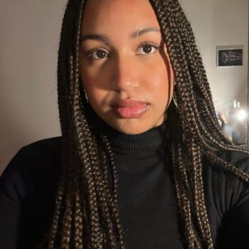 Canguro Valencia: Adama