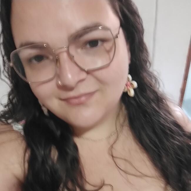 Babysitter in Armamar: Caroline