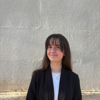Babysitter in Bordeaux: Andréa