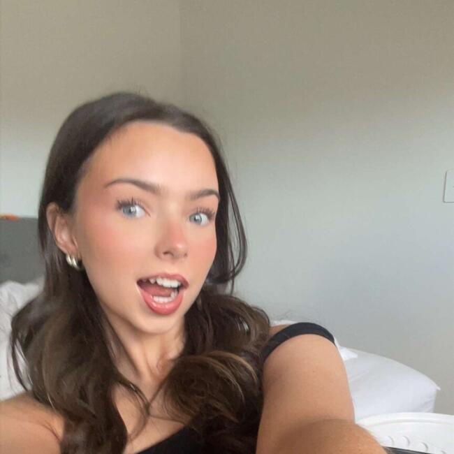 Babysitter in Sydney: Maggie