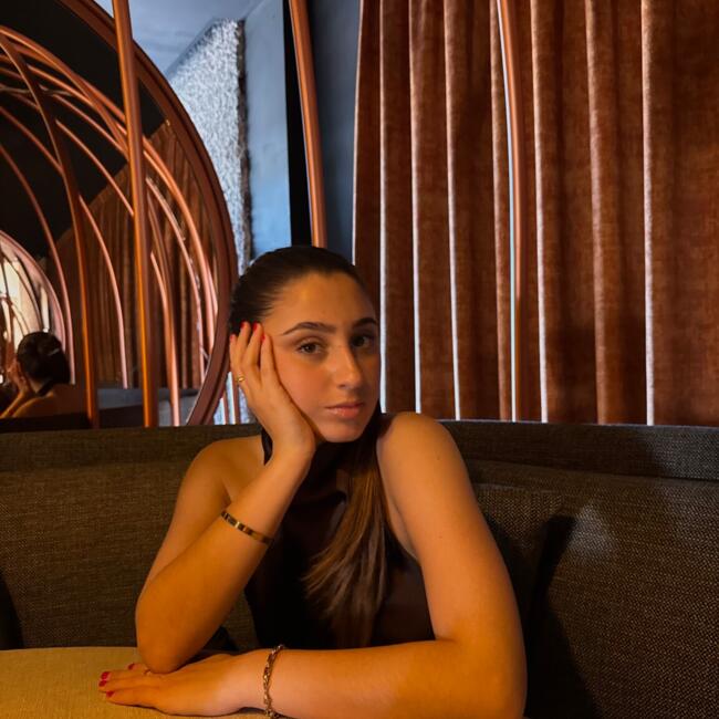 Babysitter in Madrid: Andrea