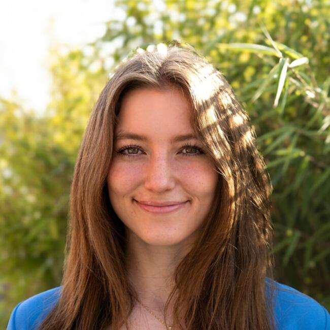 Babysitter in Chavannes: Anouchka