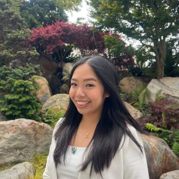 Babysitter in South San Francisco: Brianna