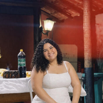 Babysitter in Guapimirim: Jullya