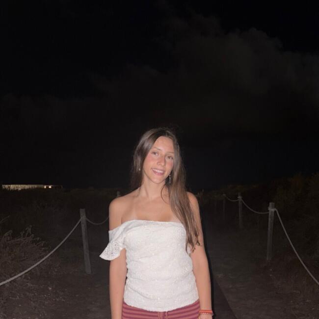 Nanny in Valencia: Lucia