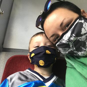 Baby-sitting Toronto: job de garde d'enfants Zoe