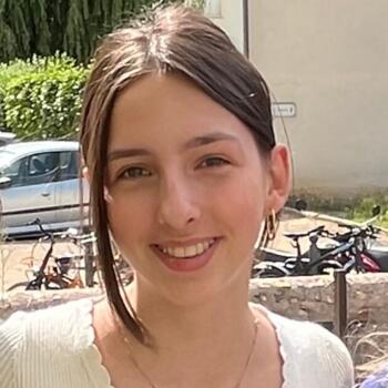 Babysitter in Châtenay-Malabry: Anne-Sixtine