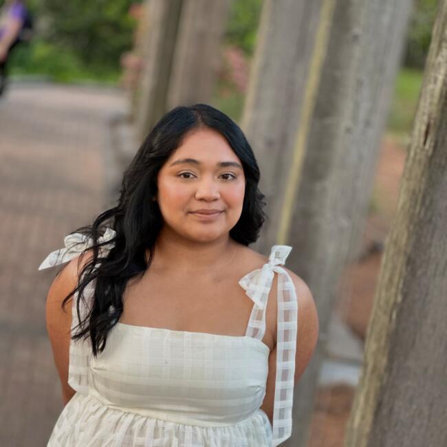 Babysitter in Nome (Texas): Ariana